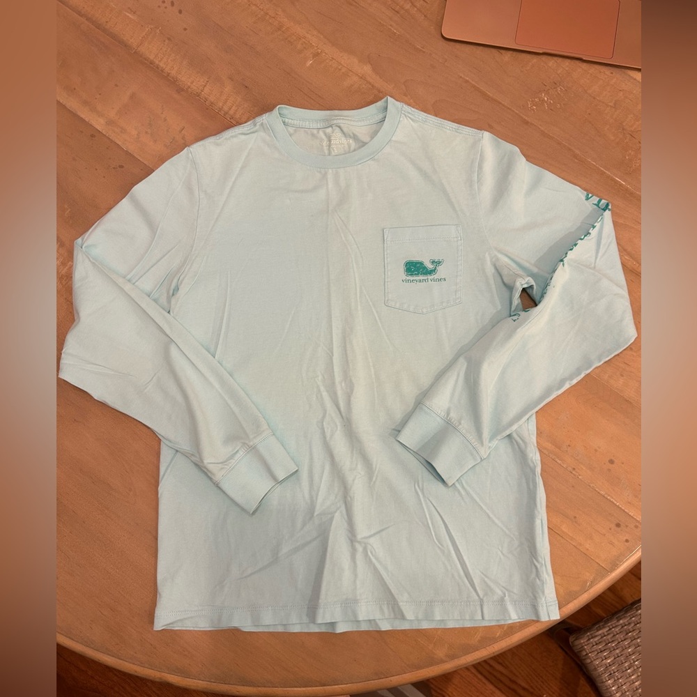 Vineyard Vines boys L (16) long sleeve t-shirt